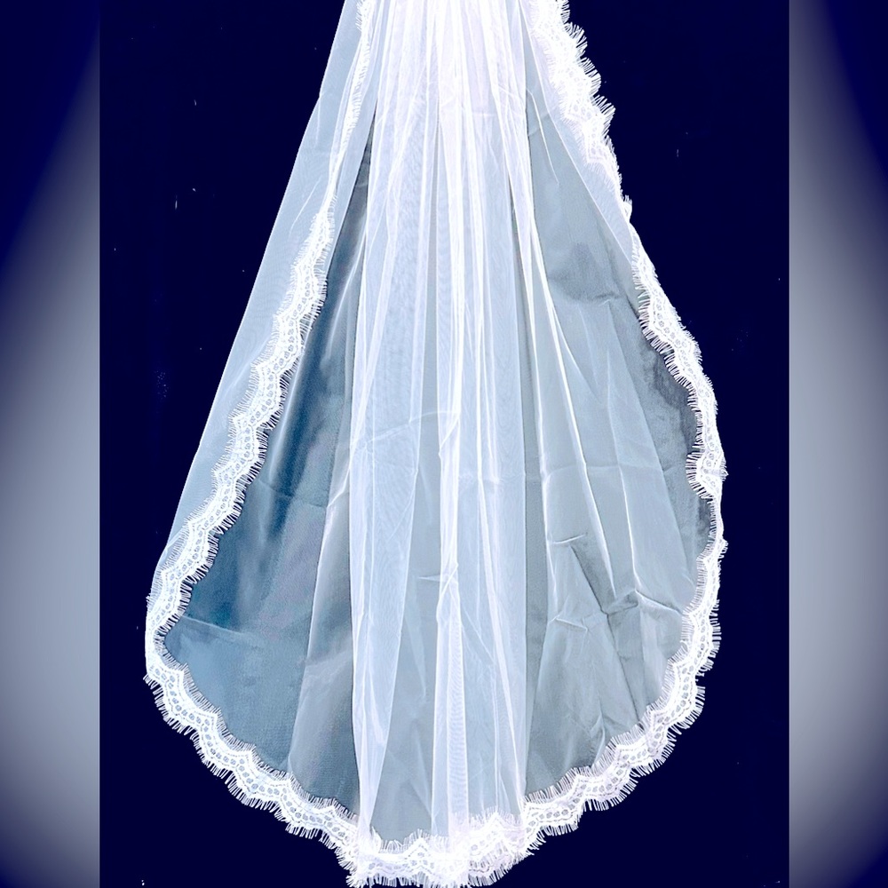 💕A single Tiered Bridal Wedding Veil.